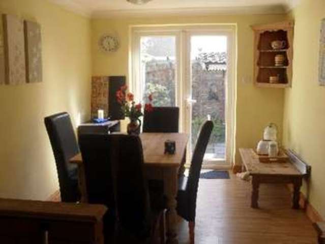  Image of 4 bedroom House Share to rent in Victoria Street Staple Hill Bristol BS16 at Staple Hill Bristol Staple Hill, BS16 5JS